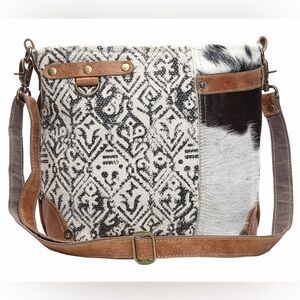 NWT Myra Hairon & Cotton Rug Shoulder Bag Neutral Fur Cotton Medium Size